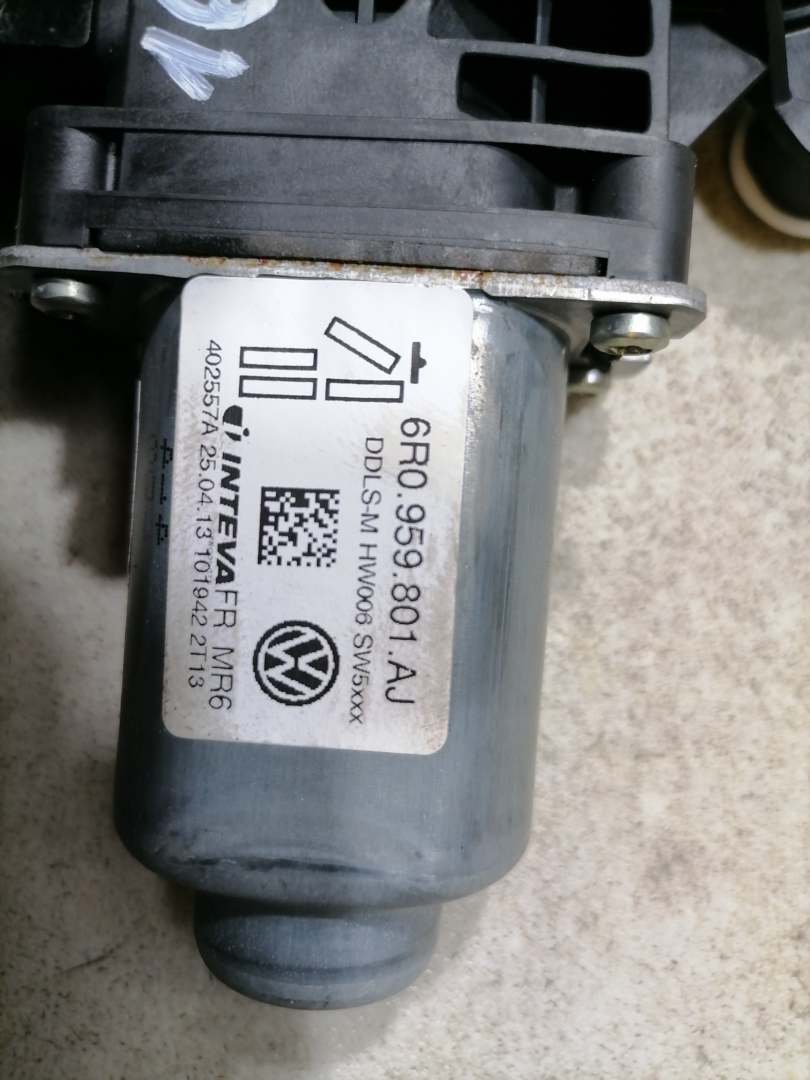 Skoda Roomster 5J original Fensterhebermotor vorn links BJ13